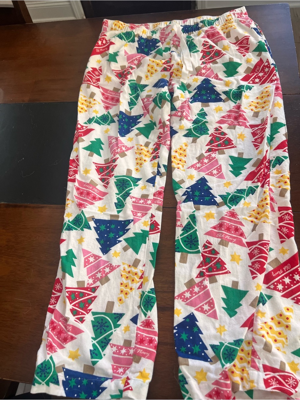 Old Navy White Holiday Tree Print Pajama Pants